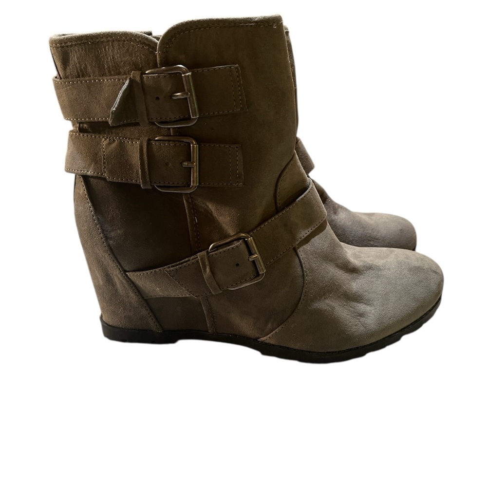 Unisa GreyWedge Boots with Dual Buckles